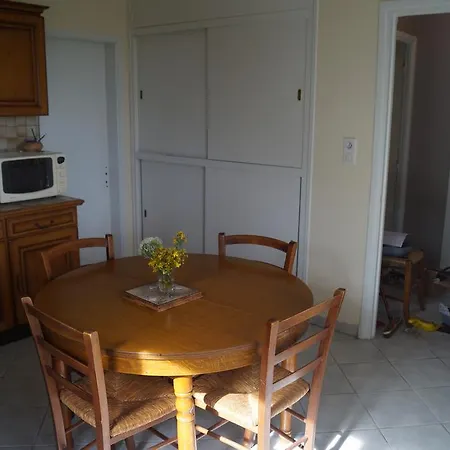 Maison Lagast Hébergement de vacances Auriac-Lagast