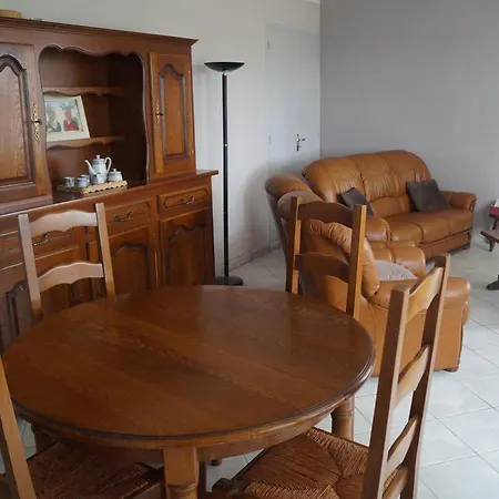 Maison Lagast Ferienhaus Auriac-Lagast